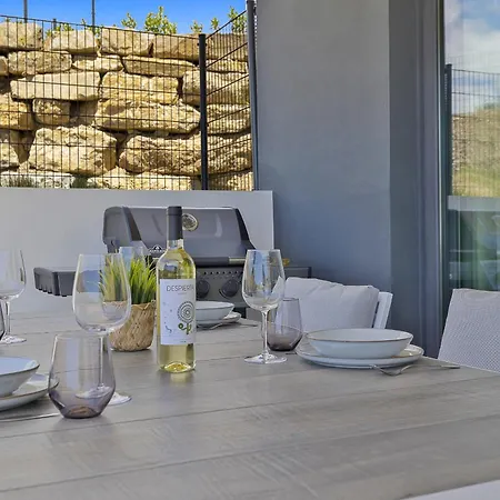 Apartment Vivi Homes - Levalin Wellness, Pool & Terrace *